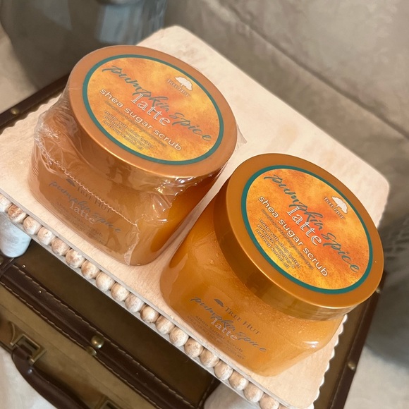 ⚡️Tree Hut Pumpkin Spice Latte Shea Sugar Scrub - Picture 2 of 4